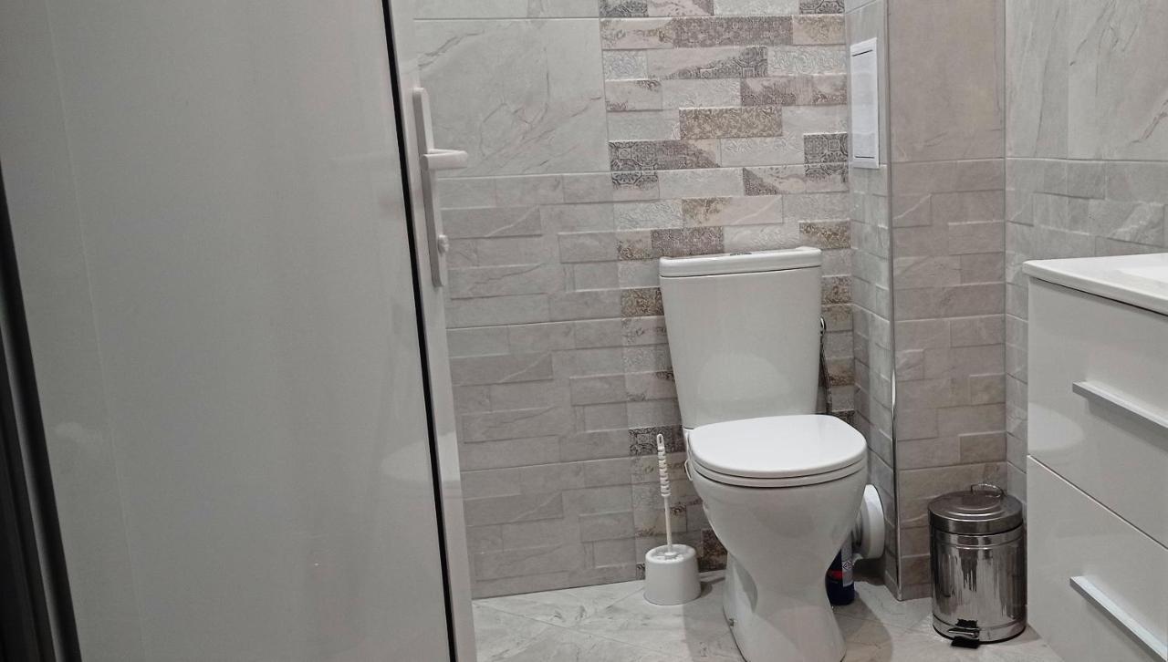 Apartment Sea Holidays Burgas City Exterior foto